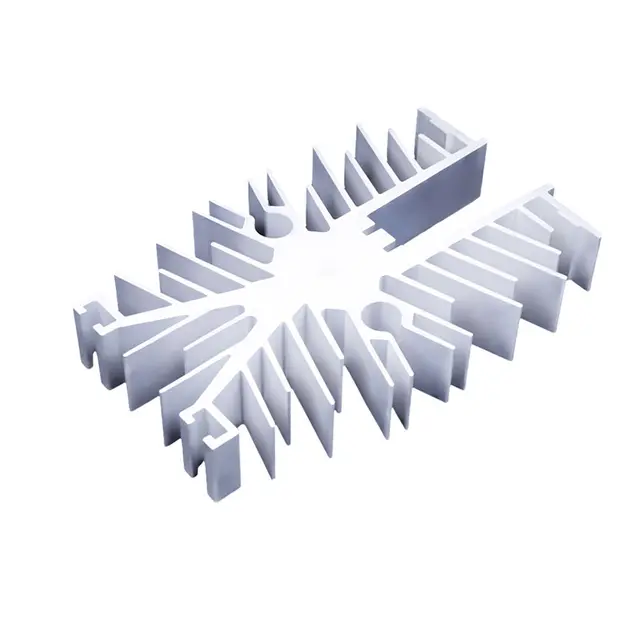 Von der Legierung zum Luftstrom: Schlüsselfaktoren für die Leistung von Extrusionskühlkörpern