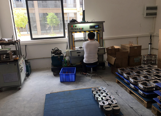 Pressfit-Heatpipe-with-fins-Verfahren